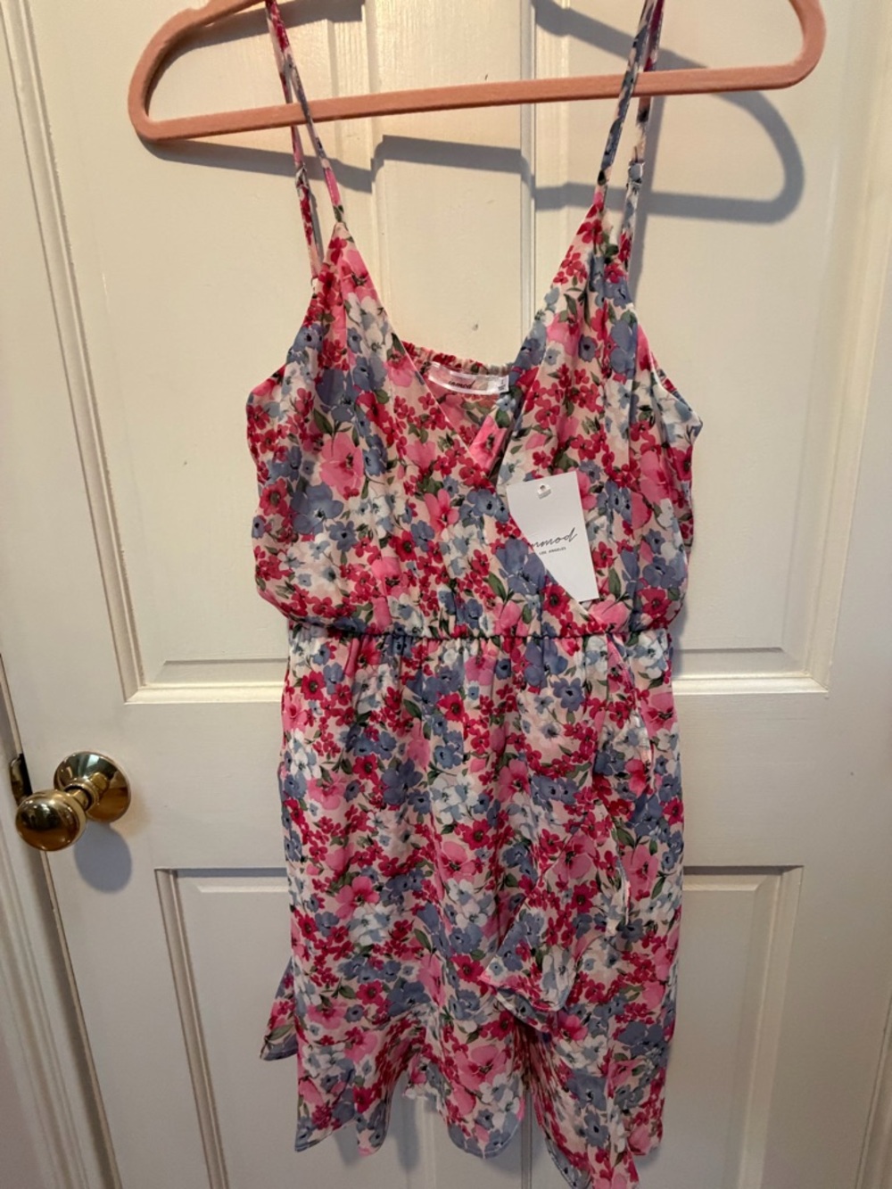 Innocd Los Angeles Pink Floral Mini Dress